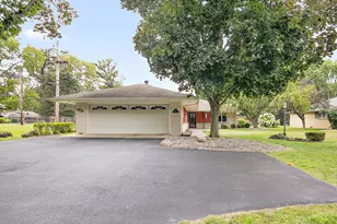 2690 Waldron Rd, Kankakee, IL 60901 - Photo 1