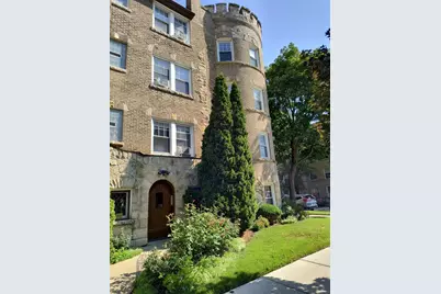 2300 W Farwell Avenue #2, Chicago, IL 60645 - Photo 1