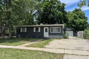 1212 Kingsley Dr, Machesney Park, IL 61115 - Photo 1