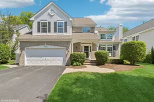 6162 Crossland Blvd, Gurnee, IL 60031 - Photo 1