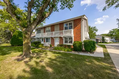 209 Amherst Court #C, Bloomingdale, IL 60108 - Photo 1