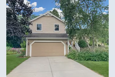 712 Castle Rock Court, West Dundee, IL 60118 - Photo 1