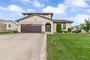 19733 Lake Park Dr, Lynwood, IL 60411 - Photo 1