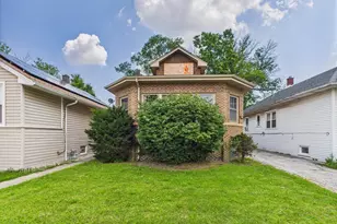 1929 S 3rd Ave, Maywood, IL 60153 - Photo 1