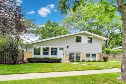 432 Sheryl Lane, Glenview, IL 60025 - Photo 1