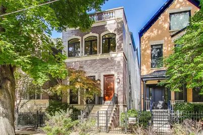 2118 W Melrose Street, Chicago, IL 60618 - Photo 1