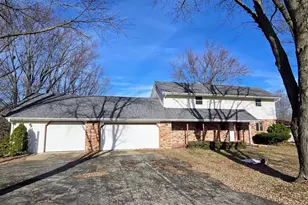 8231 Highview Dr, Winnebago, IL 61088 - Photo 1