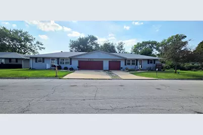 429-431 Bisaillon Drive, Bourbonnais, IL 60914 - Photo 1