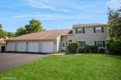 3 N Victoria Lane #A, Streamwood, IL 60107 - Photo 1