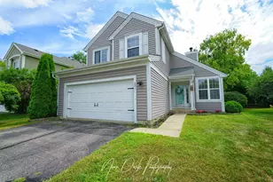 681 E Peachtree Ln, Round Lake Beach, IL 60073 - Photo 1