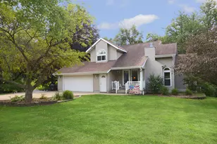 2520 Champlain St, Ottawa, IL 61350 - Photo 1