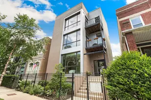 2343 W Lyndale St, Chicago, IL 60647 - Photo 1