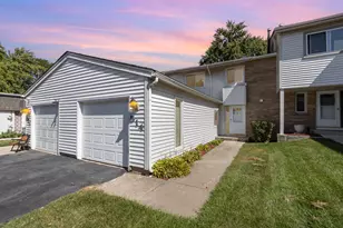 514 Jill Ln, Bolingbrook, IL 60440 - Photo 1