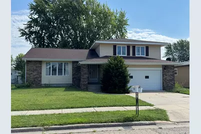 2202 20th Avenue, Sterling, IL 61081 - Photo 1