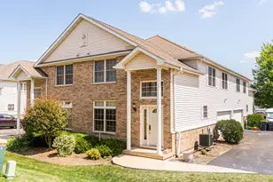 431 N Charles St, Cortland, IL 60112 - Photo 1