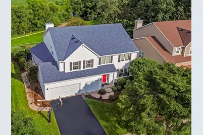 1820 Prairie Ridge Circle, Lindenhurst, IL 60046 - Photo 1