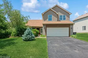 1371 Longford Cir, Elgin, IL 60120 - Photo 1