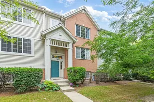 760 Hanbury Dr, Des Plaines, IL 60016 - Photo 1