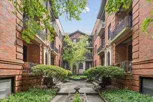 4019 N Clarendon Ave, Chicago, IL 60613 - Photo 1
