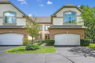 875 N Coolidge Ave, Palatine, IL 60067 - Photo 1