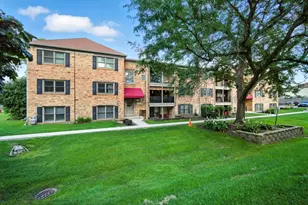 1722 Fayette Walk, Hoffman Estates, IL 60169 - Photo 1