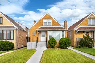 6613 S Kenneth Ave, Chicago, IL 60629 - Photo 1