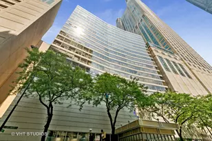 110 E Delaware Pl, Chicago, IL 60611 - Photo 1