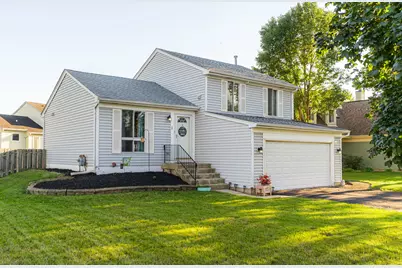 1 Aspen Court, Streamwood, IL 60107 - Photo 1