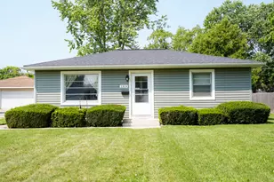 1319 N William St, Joliet, IL 60435 - Photo 1