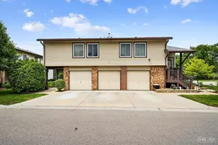 1316 Kingsbury Dr, Hanover Park, IL 60133 - Photo 1