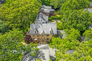 836 Chestnut Ave, Wilmette, IL 60091 - Photo 1