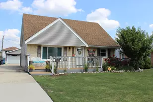 13601 South End Ln, Crestwood, IL 60418 - Photo 1