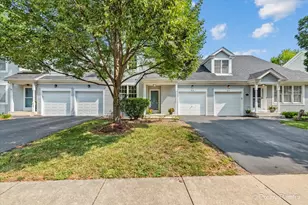 816 Derby Course, Saint Charles, IL 60174 - Photo 1