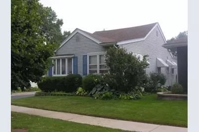 141 Johnson Avenue, Libertyville, IL 60048 - Photo 1