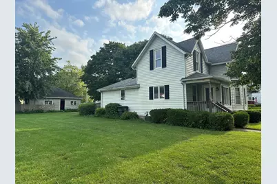 370 W Beaver Street, Saint Anne, IL 60964 - Photo 1