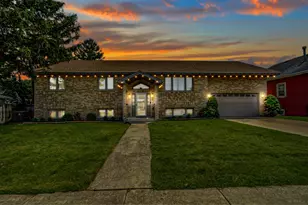 4925 Forster Ave, Schiller Park, IL 60176 - Photo 1