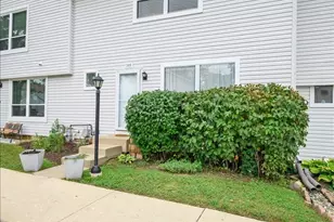 309 Peppertree Ln, Aurora, IL 60504 - Photo 1