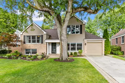 40 Williamsburg Road, Evanston, IL 60203 - Photo 1