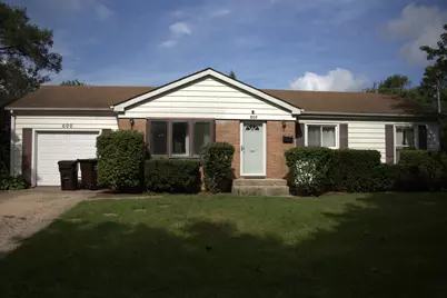 600 Sussex Lane, Crystal Lake, IL 60014 - Photo 1