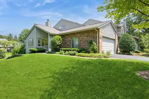 109 Commons Dr, Palos Park, IL 60464 - Photo 1