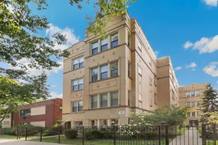 4104 N Mozart St, Chicago, IL 60618 - Photo 1