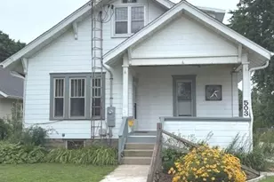 503 N 1st St, Ashton, IL 61006 - Photo 1