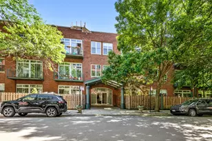 2333 W St Paul Ave, Chicago, IL 60647 - Photo 1