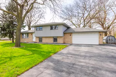 1001 172nd Street, Hazel Crest, IL 60429 - Photo 1