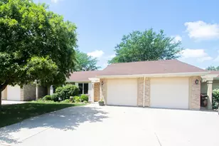 10859 Timer Dr W, Huntley, IL 60142 - Photo 1