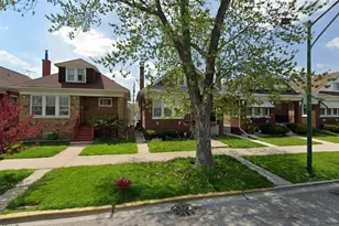 2830 N Mobile Ave, Chicago, IL 60634 - Photo 1