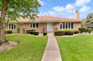 10817 Louetta Ln, Orland Park, IL 60467 - Photo 1