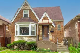 5836 N Rockwell St, Chicago, IL 60659 - Photo 1