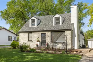920 Hammerschmidt Ave, Lombard, IL 60148 - Photo 1