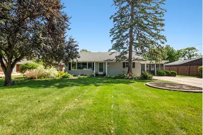 12655 S Parkside Avenue, Palos Heights, IL 60463 - Photo 1